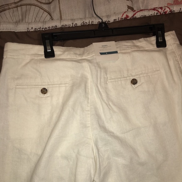 Linen shorts - Picture 3 of 3